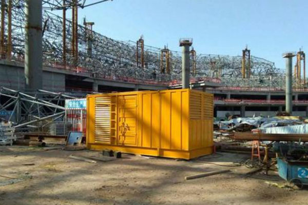 龙川发电机出租如何判断空气滤清器是否需要更换？